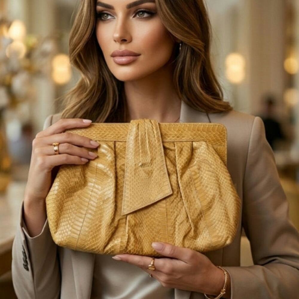 Y2K Vintage 80s J. Renee Beige Real Snakeskin Leather Clutch